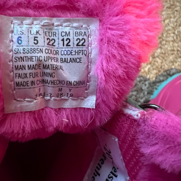 Pink Skechers Kids 6C Winter Boots - Picture 5 of 5